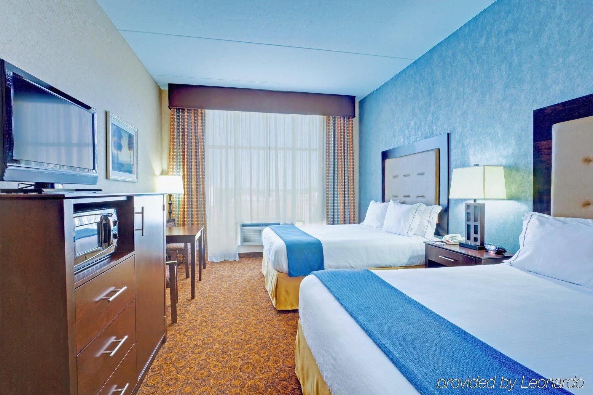 Holiday Inn Express Hotel & Suites Byram By Ihg Quarto foto