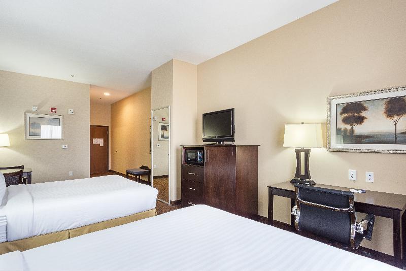 Holiday Inn Express Hotel & Suites Byram By Ihg Exterior foto